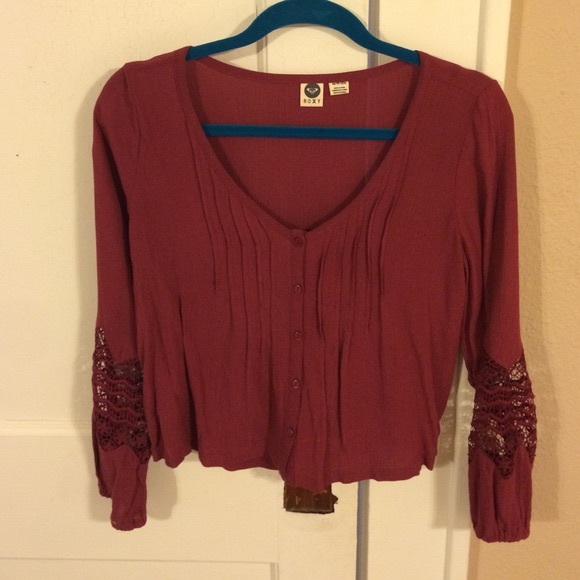 Roxy slightly cropped lace long sleeve maroon top - Picture 8 of 9